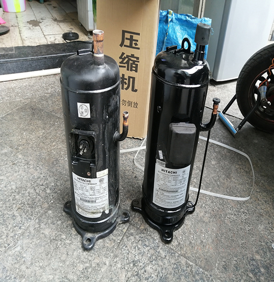 阿尔山中央空调压缩机的更换维修