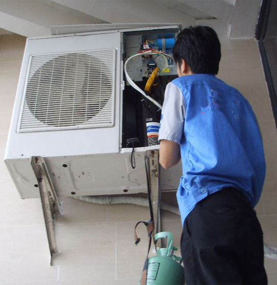 阿尔山空调开机无反应维修